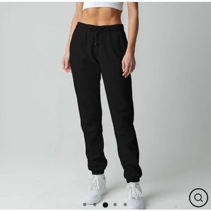 TALENTLESS Black Sweatpants